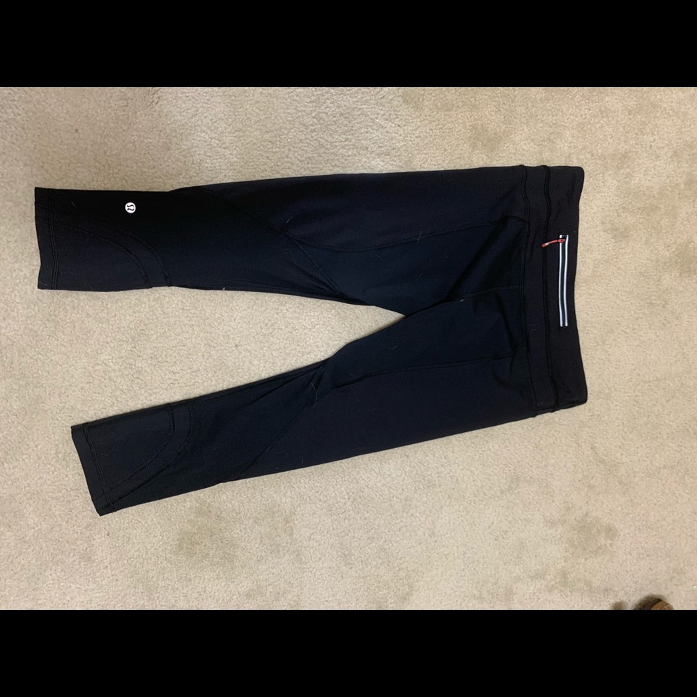 Lululemon crops